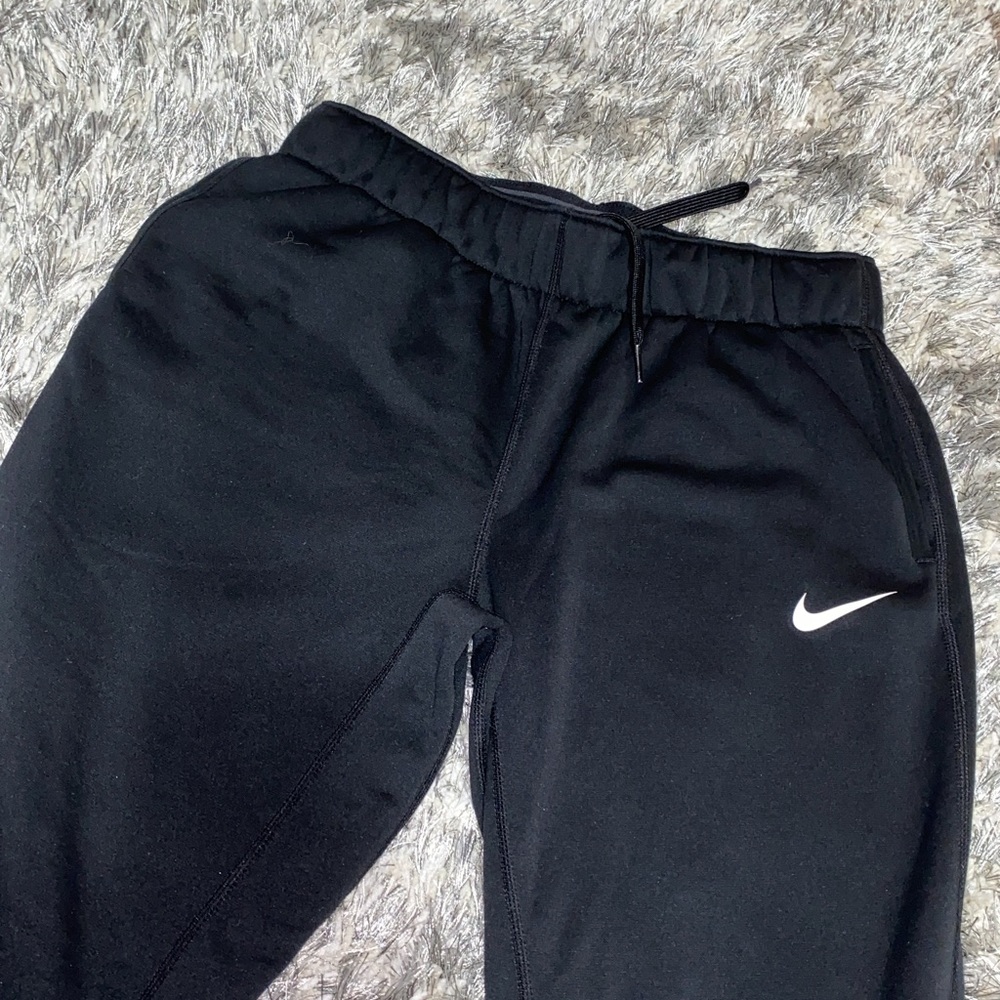 NIKE Boys Sweatpants